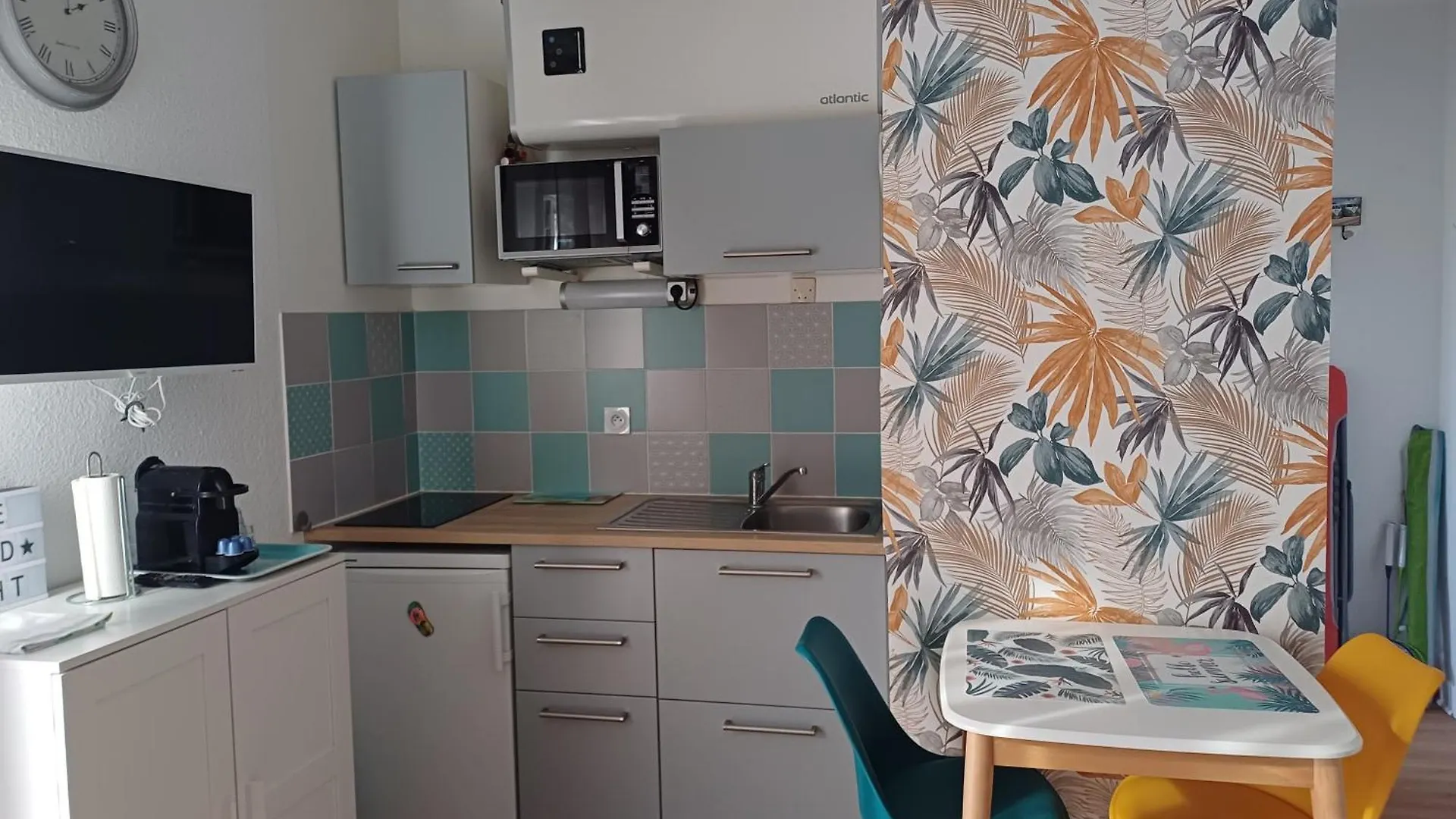 Bandol Nature Et Loisirs: Parking/ Piscine Apartment