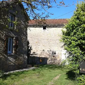Gabrielle Hébergement de vacances Saint-Jean-dʼAlcapiès
